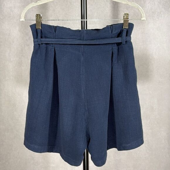 &Merci Linen Blend Tie Front Shorts With Silver Grommets Size Medium - Picture 4 of 6